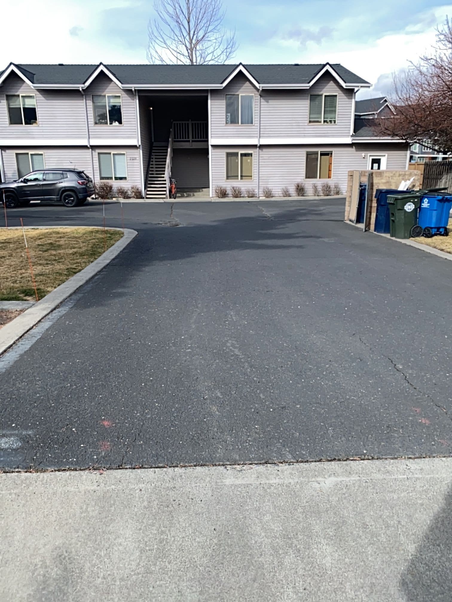 Gallery photos for Expert Lawn Care and Edging: Image #3