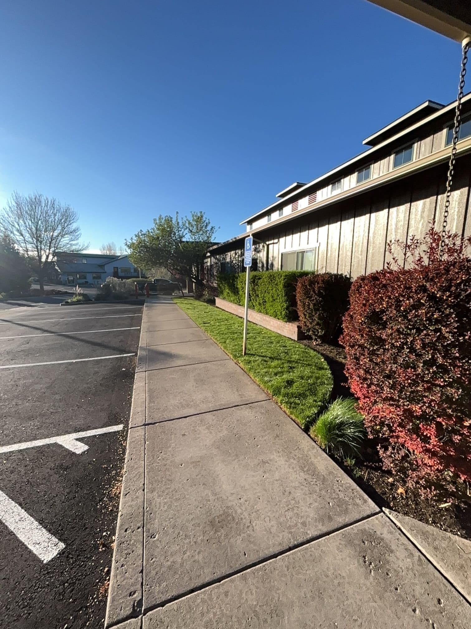 Gallery photos for Weekly Commercial Lawn Maintenance at Southern Crossing: Image #1