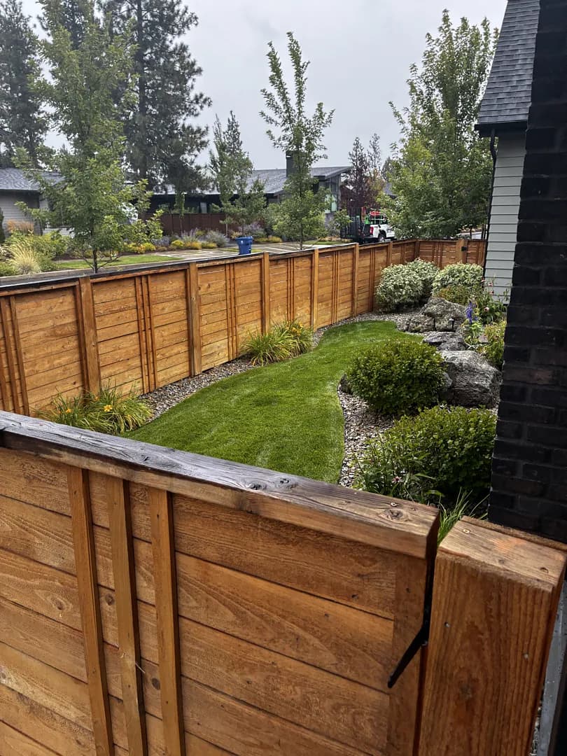 Fresh Mulch, Tight Edges, and a Lawn That Stays Sharp image